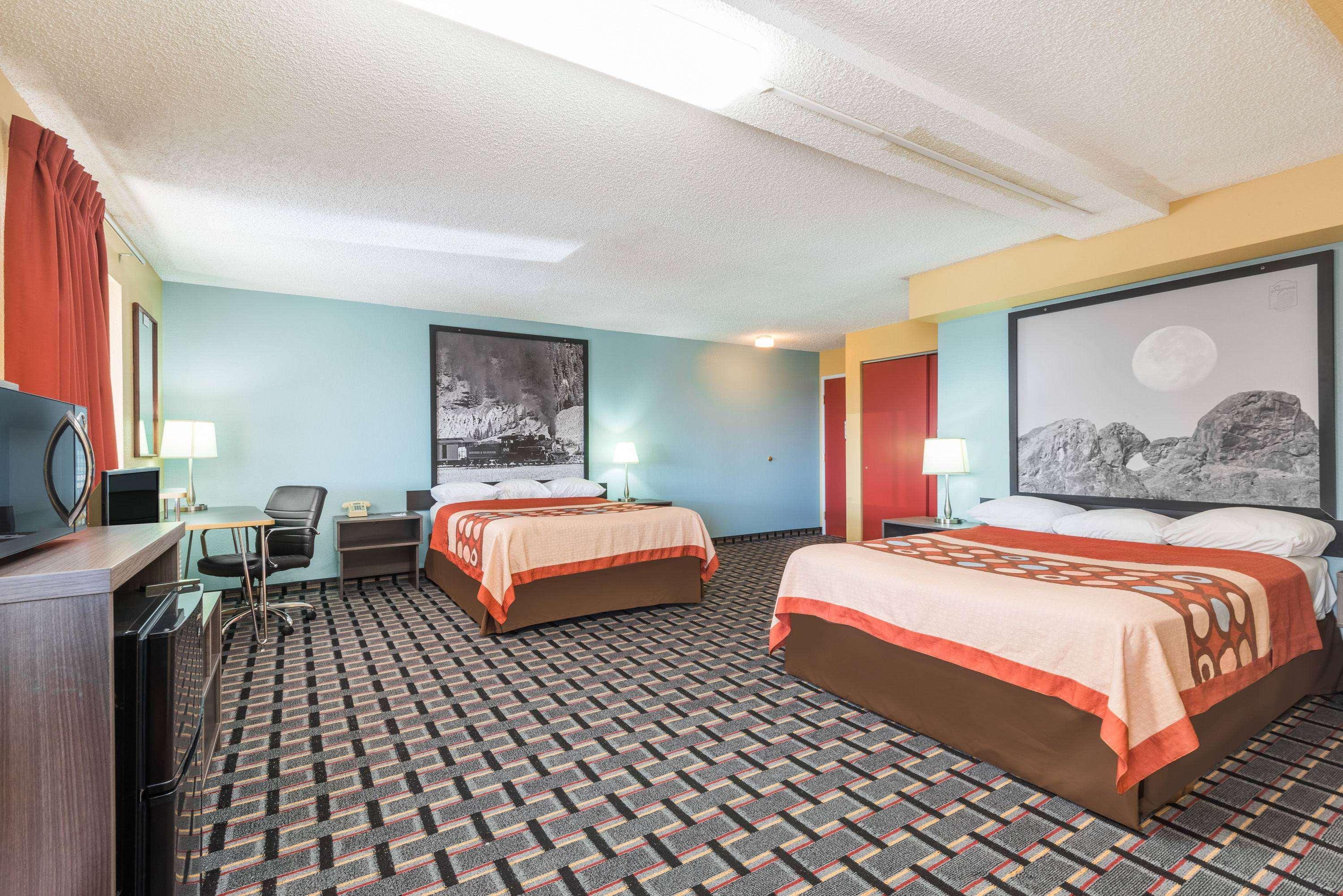 Super 8 By Wyndham Henderson North East Denver Exterior photo