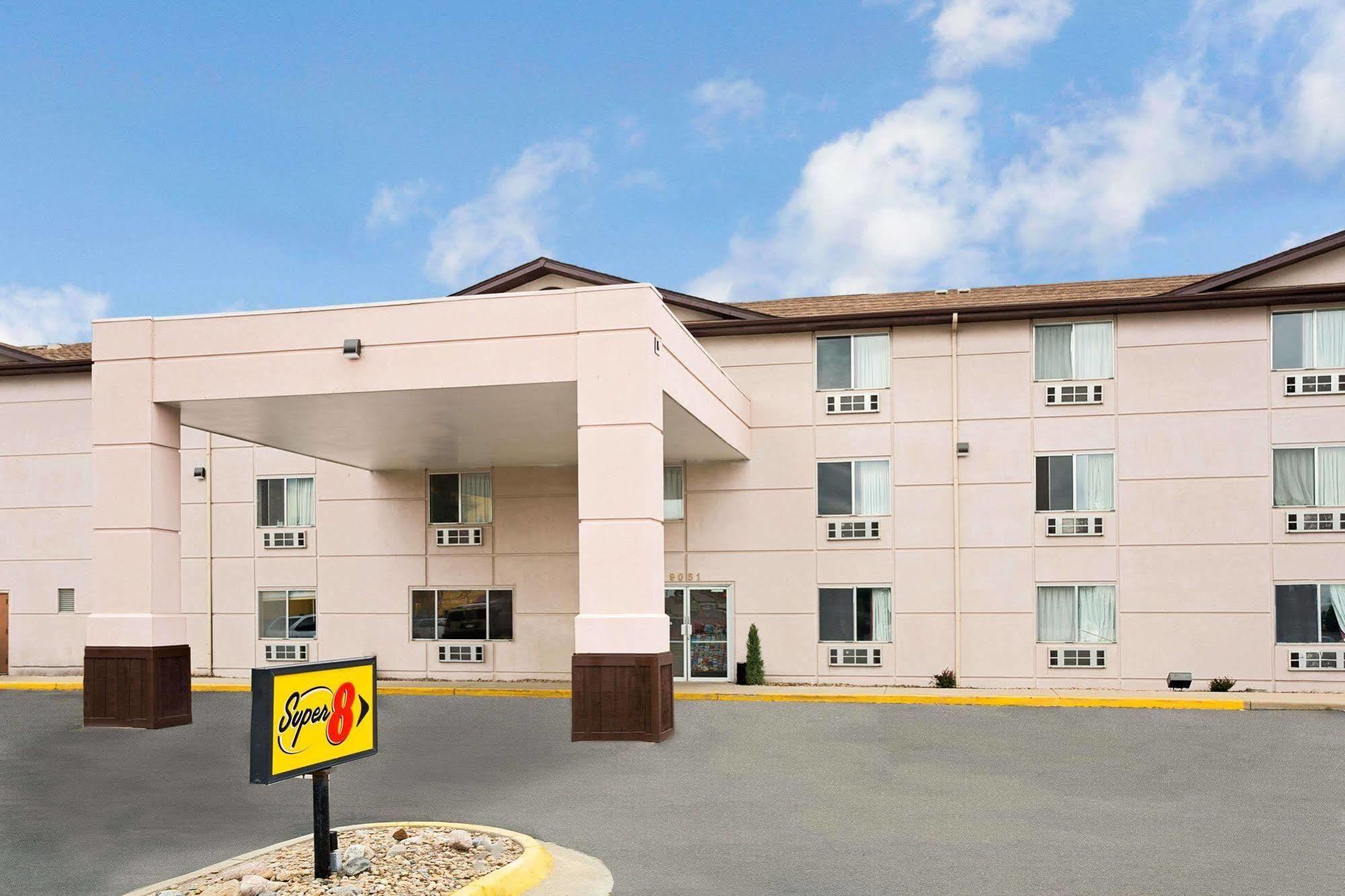 Super 8 By Wyndham Henderson North East Denver Exterior photo